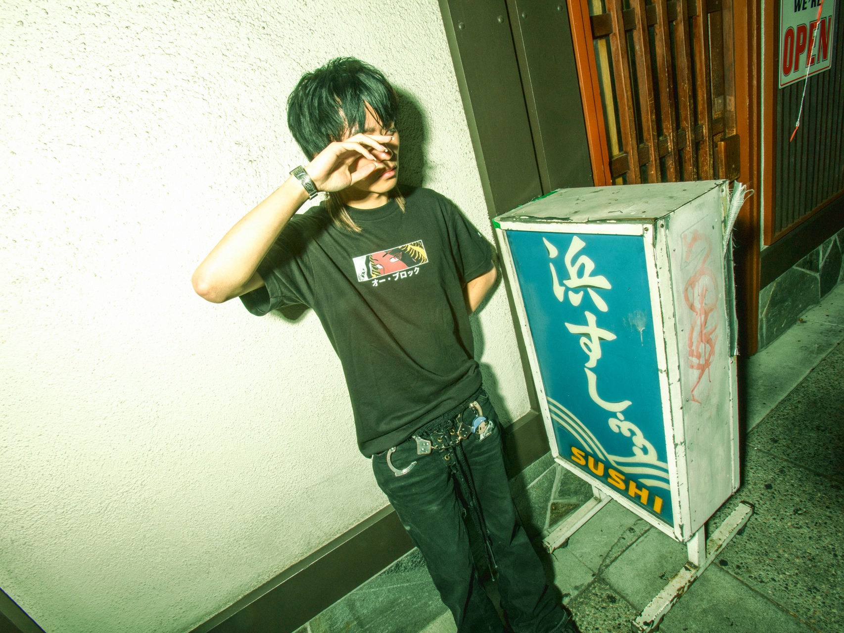 O-BLOCK BLACK TEE